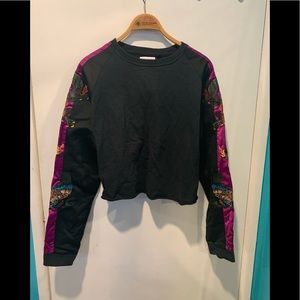 Urban outfitters cropped long sleeves sweater.